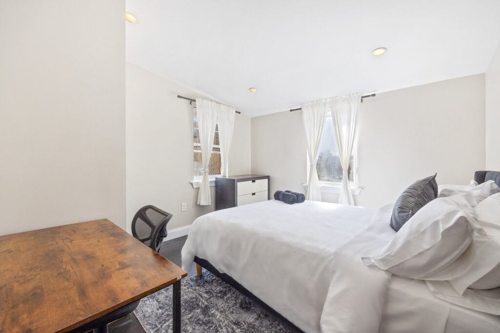524 Evergreen Ave in Bushwick