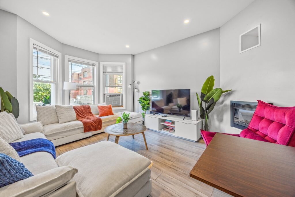 2-web-or-mls-274-summer-ave